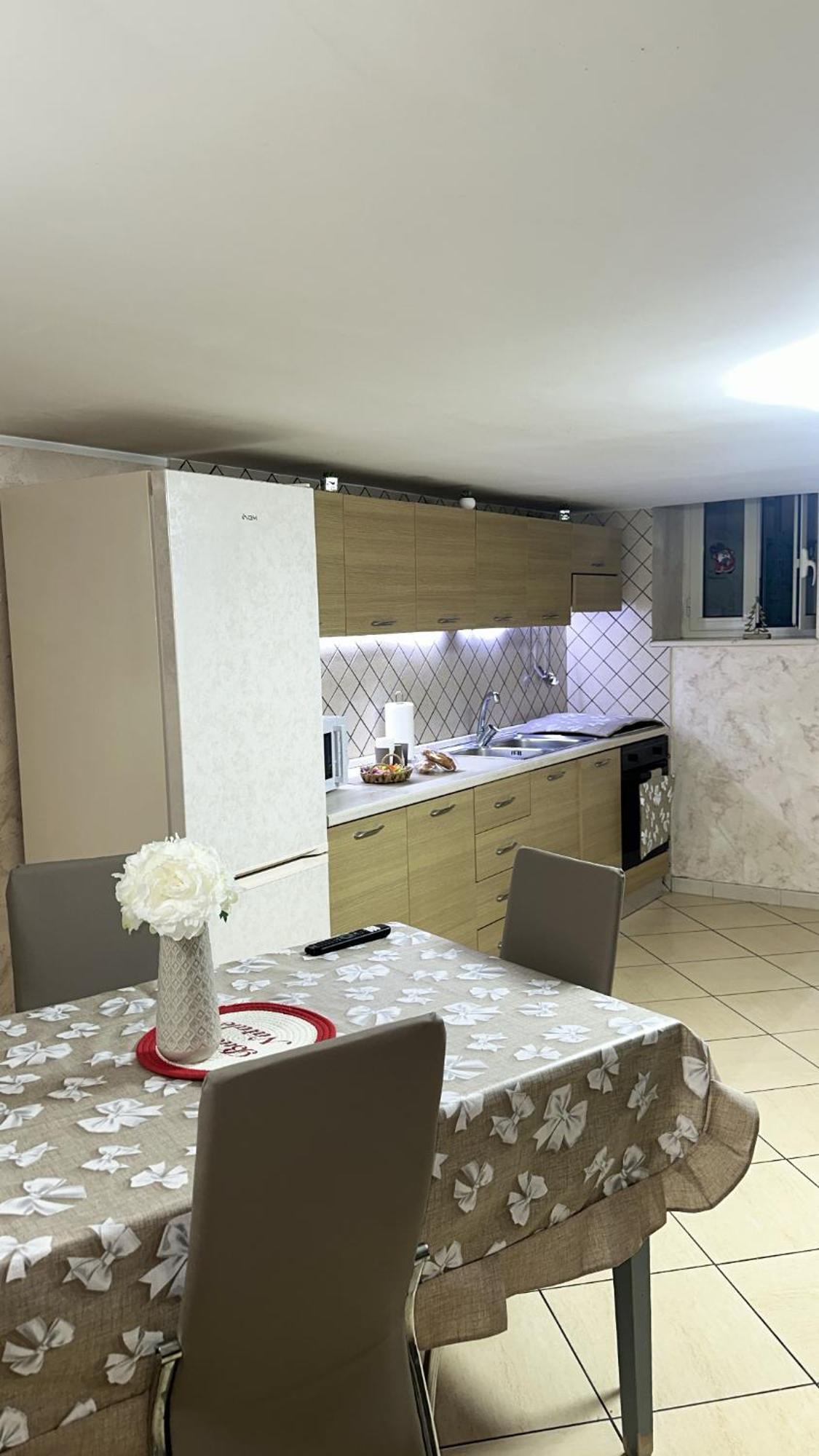 Fuorigrotta House